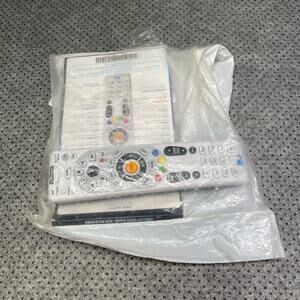NEW DirecTV RC65 Remote Control